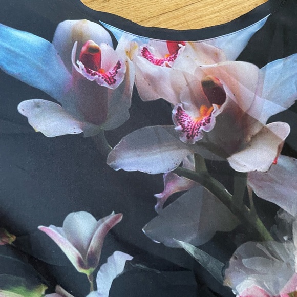 Ted Baker floral blouse - Picture 2 of 4